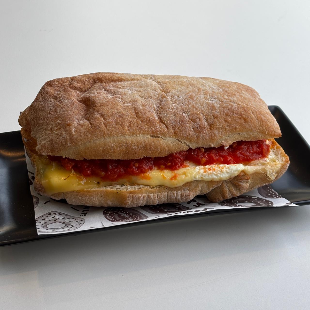 Sándwiches y productos salados artesanales
